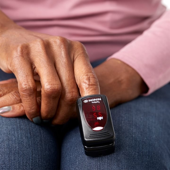Nonin Onyx Vantage 9590 Finger Pulse Oximeter 9590-BK | Sim & Skills